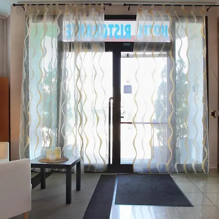 L'incontro Hotel 3*